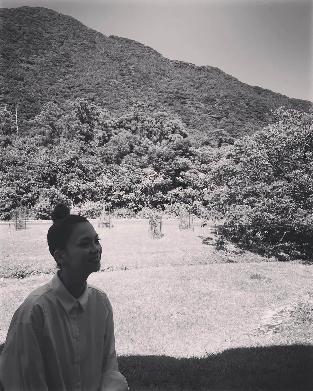 小柳ゆきのインスタグラム：「【中止のお知らせ】  10月12日(土)に昭島モリタウンにて開催予定でしたニューシングル「Prelude」発売記念ミニライブ&特典会ですが、 台風の影響により中止となりました。 . なお、10月13日(日)イオンモール北戸田に関しましては現時点では開催予定です。 . . by STAFF」