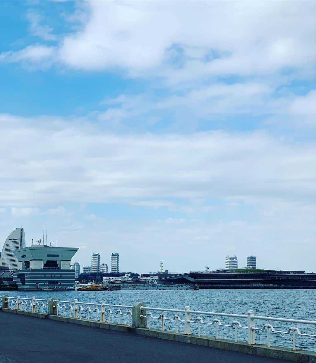 森貴美子さんのインスタグラム写真 - (森貴美子Instagram)「過ごしやすい季節🍄🍂 ・ ・ ・ #yokohama #山下公園 #요코하마 #고향  #야마시타공원  #일본모델」10月10日 21時00分 - morikimi_morikimi