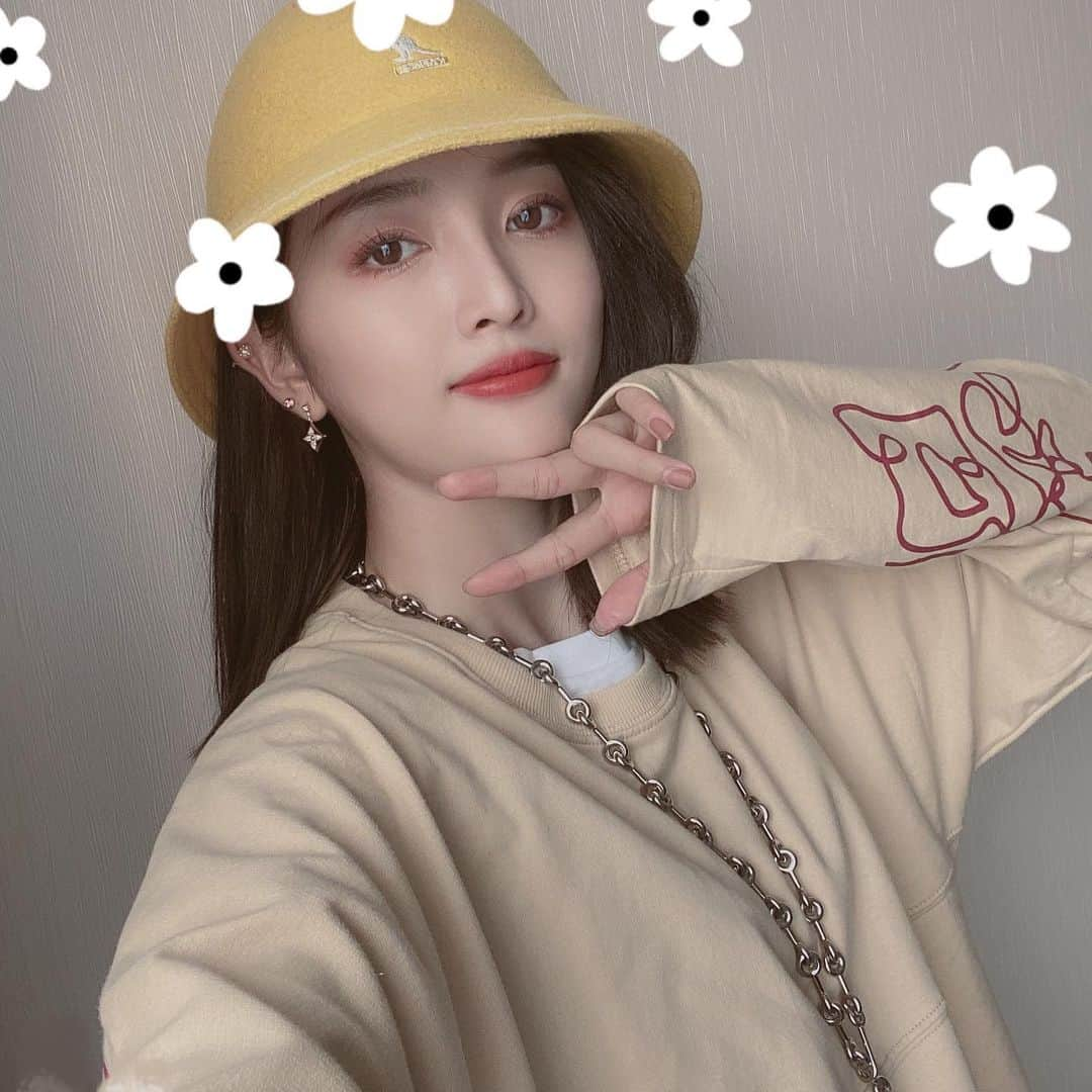 ソニさんのインスタグラム写真 - (ソニInstagram)「💛🧡」10月10日 12時17分 - w.xuanyi0126