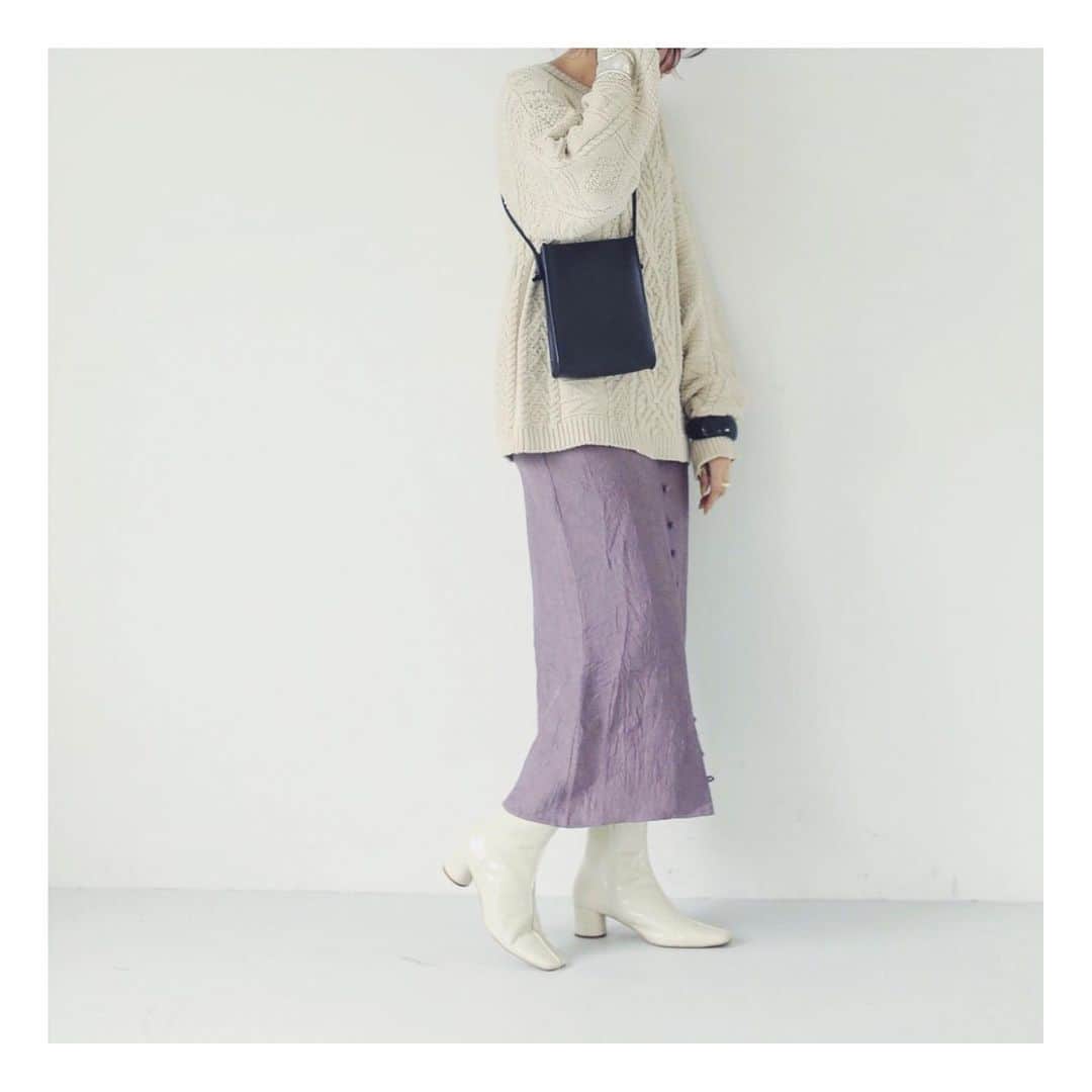 船曳ひろみさんのインスタグラム写真 - (船曳ひろみInstagram)「今週発売のこのスカートどっちの 色も欲しいなぁ☺️ #todayful  #pi_ootd」10月10日 13時11分 - hiromi_funabiki