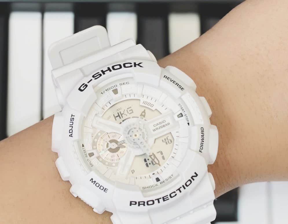 二宮愛さんのインスタグラム写真 - (二宮愛Instagram)「G-shock☑️ ------✄------ CASIOさんの真っ白なG-SHOCKをつけて、MUSIC CHINA 2019始まります！！！ ________________ #gshock #gshockjapan #casio #musicchina2019 #musicchina」10月10日 14時35分 - aininomiya