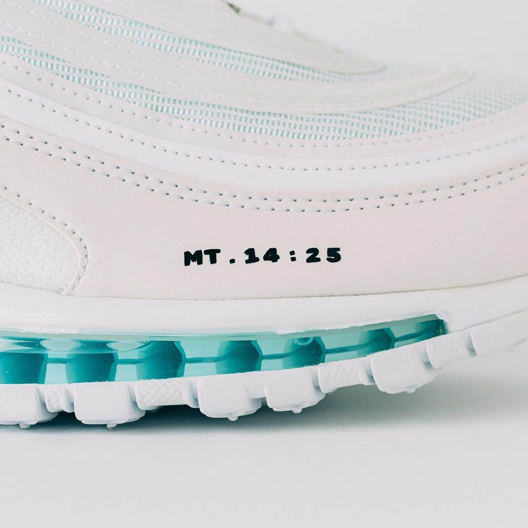 HYPEBEASTさんのインスタグラム写真 - (HYPEBEASTInstagram)「@hypebeastkicks: Brooklyn-based creative label MSCHF has tapped INRI to produce a customized @nike Air Max 97 that evokes the miracle of Jesus walking on water in Matthew 14:25. The Godly pair has been filled with 60cc of water sourced from the River Jordan and then blessed, as well as red insoles that have been scented with Frankenscence, Matthew 14:25 inscription on the toe box and a steel crucifix on the shoelaces. They sold out within a minute on October 8, but can now be bought on the @stockx marketplace with prices starting at $2,499 USD. ⁠⠀ Photo: StockX」10月10日 14時36分 - hypebeast