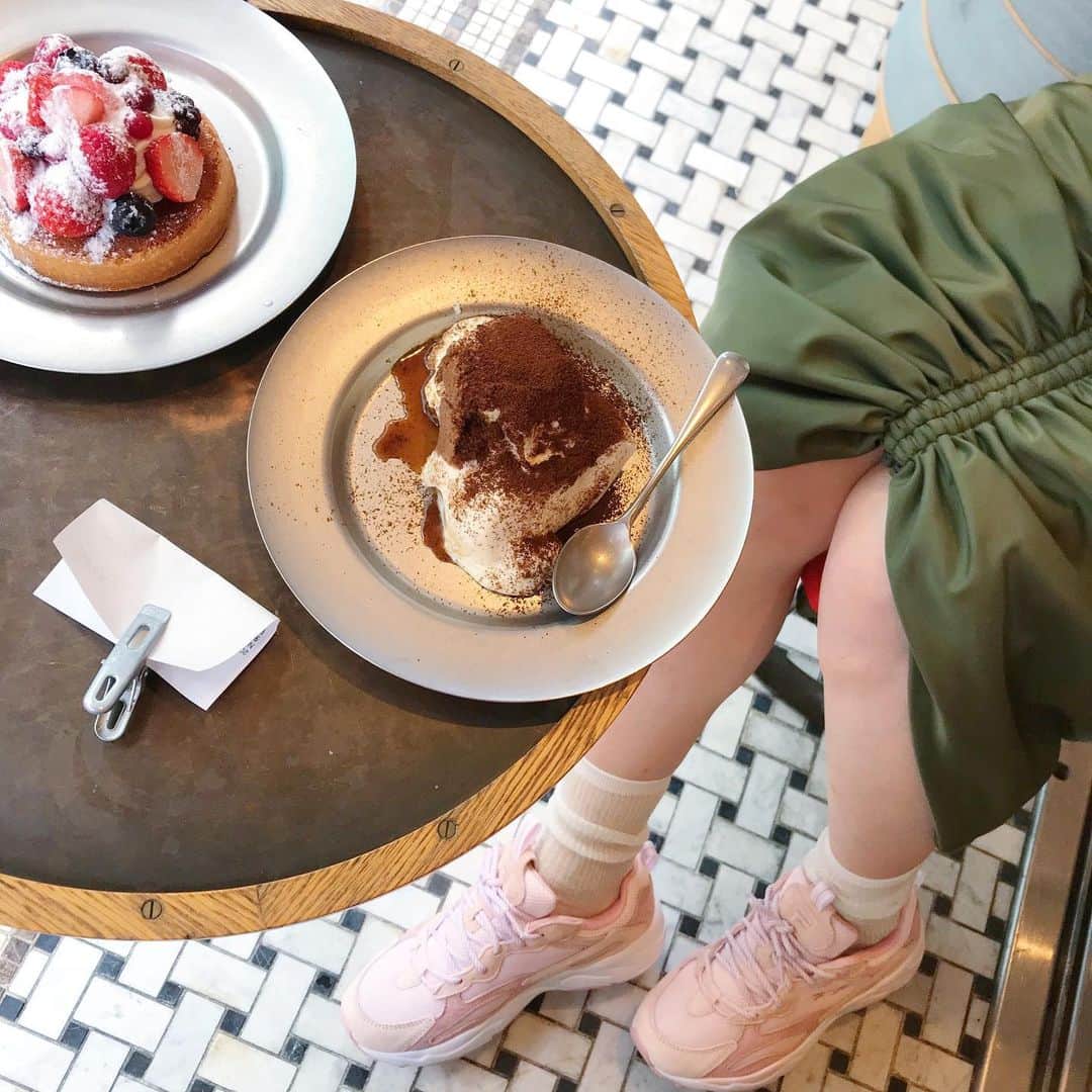 アトモスガールズ/atmos girlsのグルメインスタ