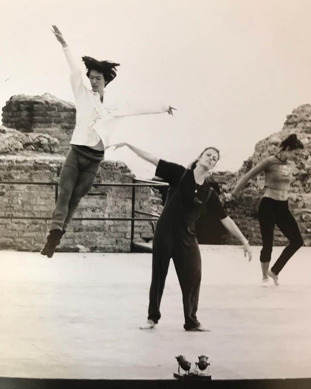 小林十市さんのインスタグラム写真 - (小林十市Instagram)「#throwback #tbt #taormina #taorminasicily #1997 #repetition #baroccobelcanto #pasdesix #bejartballetlausanne #僕もリフト出来るんだよ一応 Photos de YukoMiyazawa」10月10日 15時59分 - monsieur_11