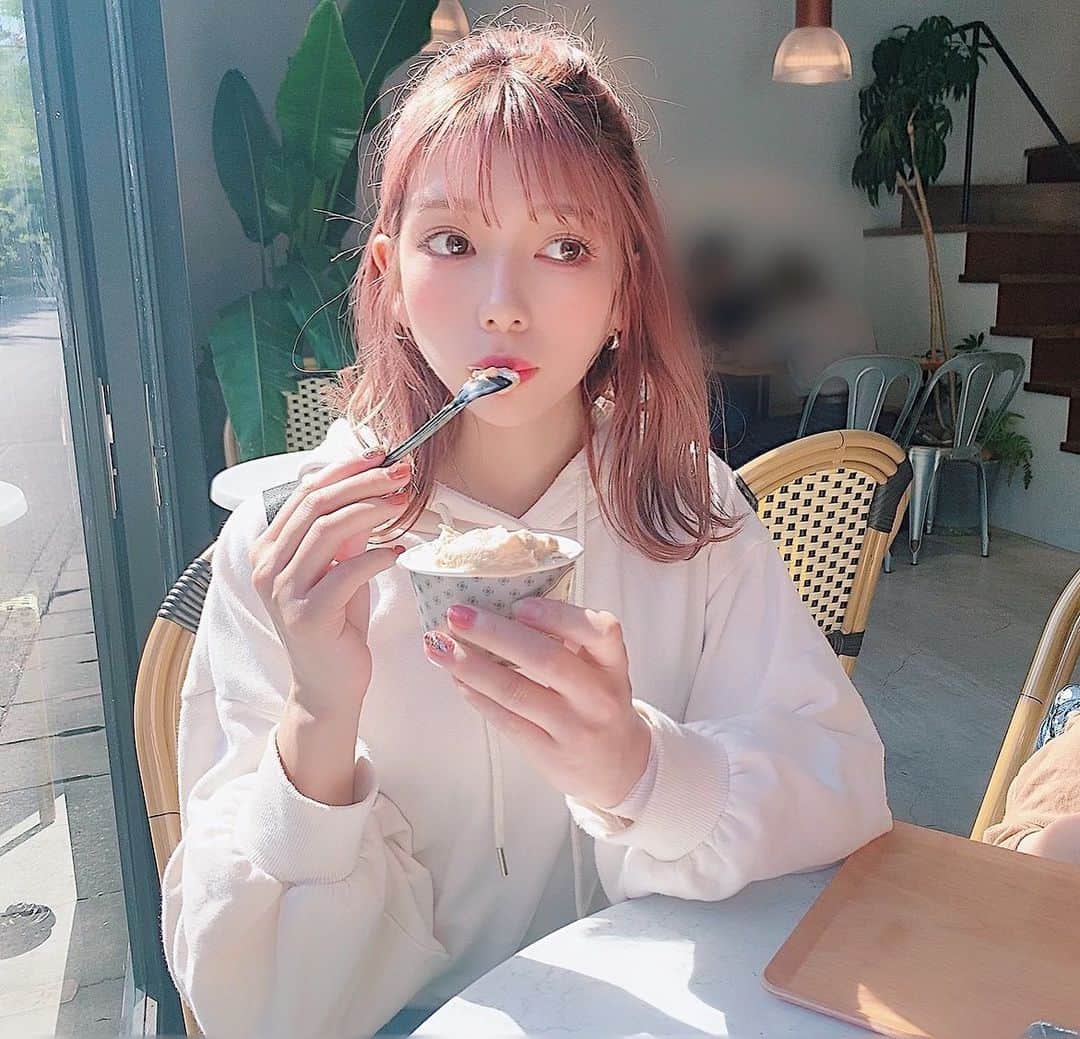 長谷川万射のグルメインスタ