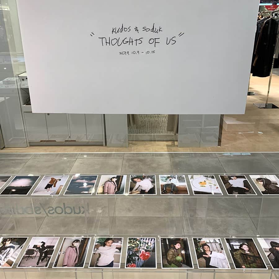 HANKYU.MODEさんのインスタグラム写真 - (HANKYU.MODEInstagram)「kudos&soduk POP UP STORE "THOUGHTS OF US" Until 10/15 At 3F 『D-LAB』 詳しくはプロフィールURLをチェック！ #Hankyu #HANKYUMODE #umedahankyu #阪急うめだ本店 #うめだ阪急 #阪急百貨店 #osaka #umeda #mode #kudos #クードス #soduk #スドーク #工藤司  #香港女優 #HannaChan #写真展 #プロップスタイリスト日向守 #スペースディレクション」10月10日 17時16分 - hankyumode