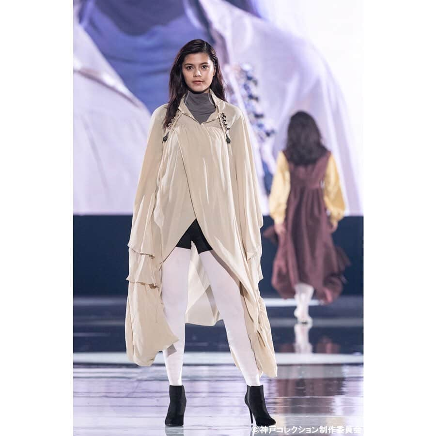 神戸コレクションさんのインスタグラム写真 - (神戸コレクションInstagram)「. . . 神戸コレクション 2019 AUTUMN/WINTER -ガールズフェスティバル- OFFICIAL PHOTO . ▽BRAND▽ PERMINUTE(@_perminute_) . ▽MODEL▽ #浦浜アリサ #AIRI #アレクシス #清水沙也佳 . #kobecollection #神戸コレクション #kobecollection_official #神戸コレクション公式 #神コレ #2019aw #神戸コレクション2019aw #ガールズフェスティバル #fashionshow #fashion #model #brand #styling  #perminute」10月10日 17時32分 - kobe_collection