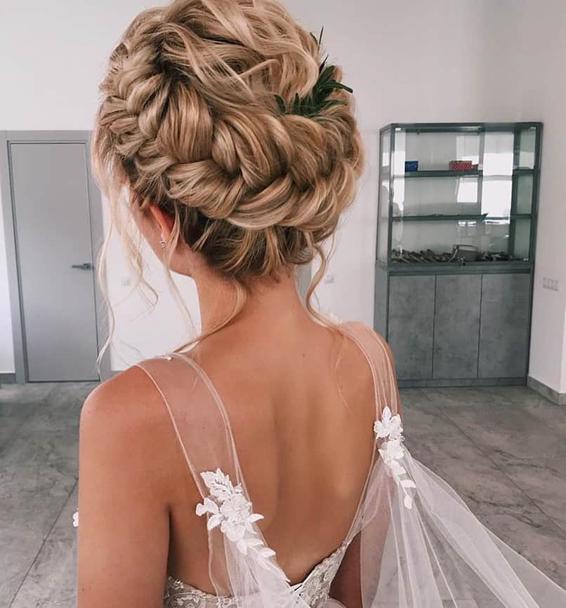 I N S T A B R A I Dのインスタグラム：「Fairytale bride 😍」