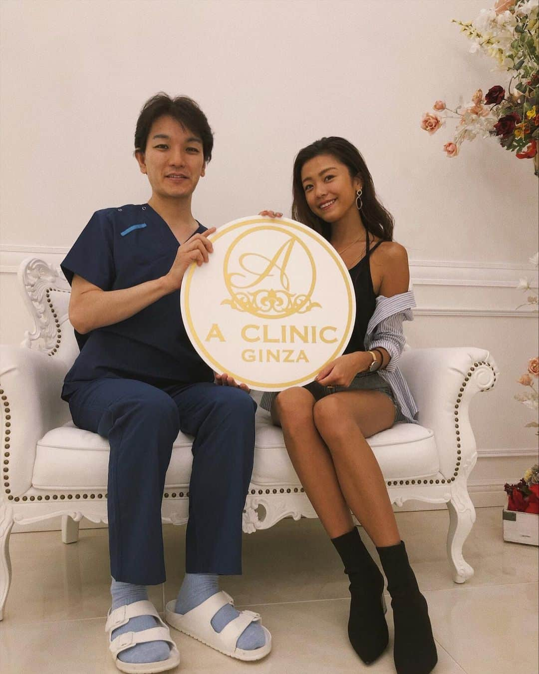 安田華乃さんのインスタグラム写真 - (安田華乃Instagram)「先日(@a_clinic_ginza )で ハイドラジェントルを受けてきました☺︎ . 小鼻のザラつきがなくなるくらい ツルツルにしていただきました。 これ化粧ノリがほんと良くなるの💆‍♀️ . 佐藤先生、ありがとうございました☺️ (@dr.sato_reiji ) . #ハイドラジェントル #aclinic #aclinic銀座 #美容 #小顔 #美肌 #美容外科 #美容皮膚科 #美容クリニック #佐藤玲史  #エステ」10月10日 17時56分 - nanochuuun_