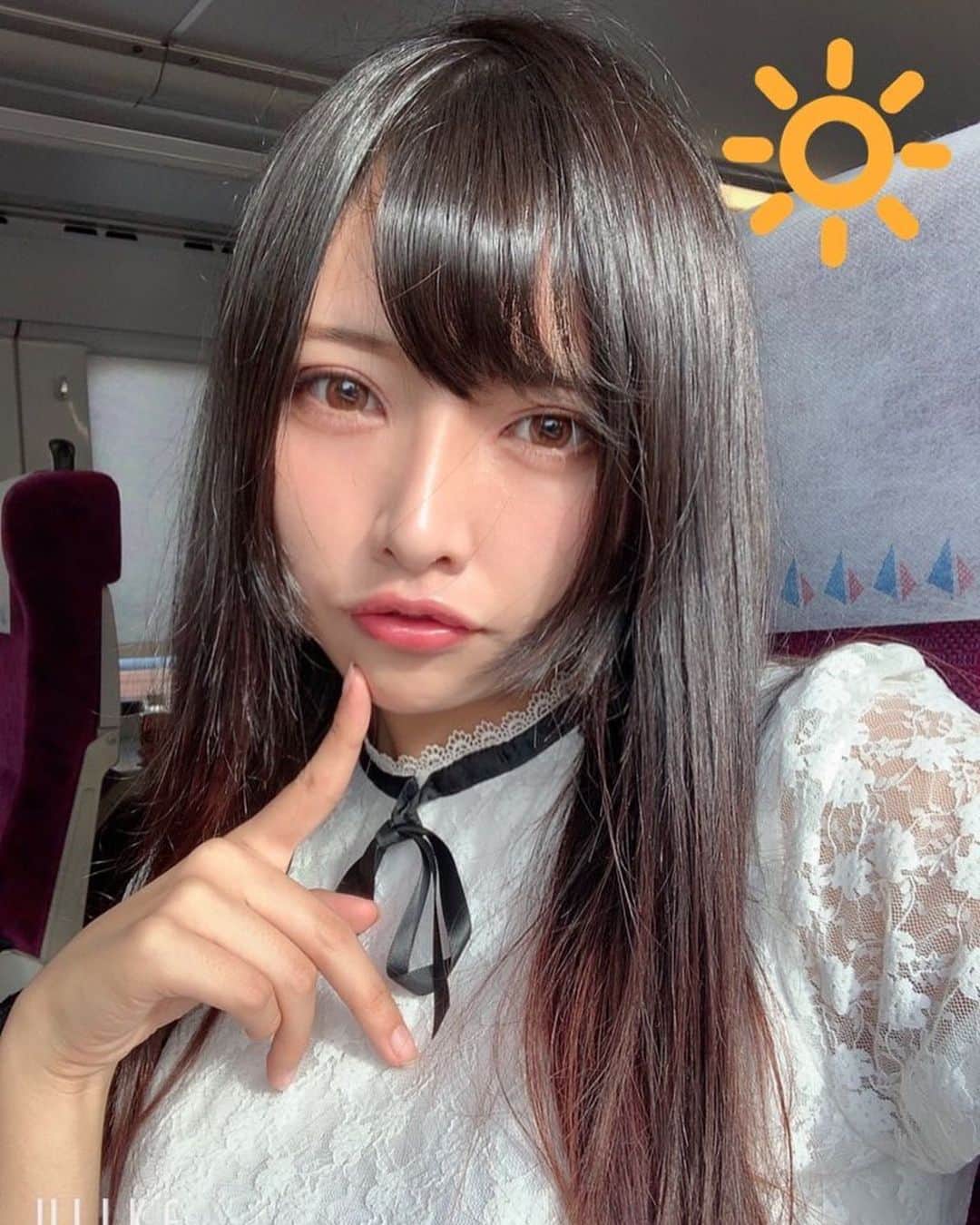 橋本ひかりのインスタグラム：「🌞 #橋本ひかり #撮影会モデル #グラビアアイドル #自撮り #アイドル #黒髪 #アイドル #japanesegirl」