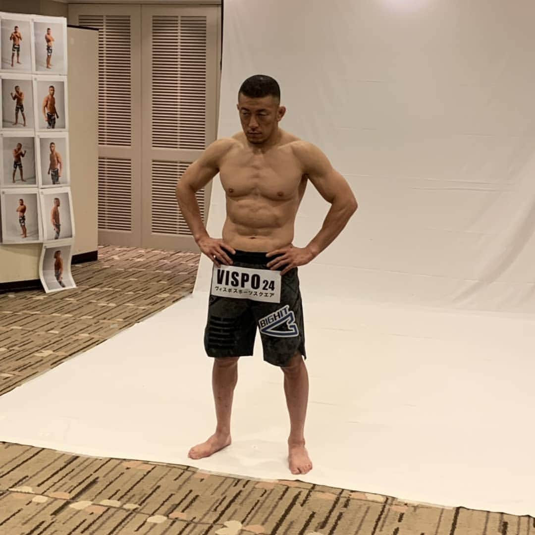 川尻達也さんのインスタグラム写真 - (川尻達也Instagram)「本日からRIZIN.19公式スケジュール開始。 ヒリヒリするぜ。 #茨城 #つくば #土浦 #茨城格闘技 #つくば格闘技 #土浦格闘技 #茨城柔術 #つくば柔術 #土浦柔術 #mma #jmma #TBLOOD #キックボクシング #柔術 #RIZIN #RIZINFF #RIZIN2019」10月10日 18時32分 - crusher_mma