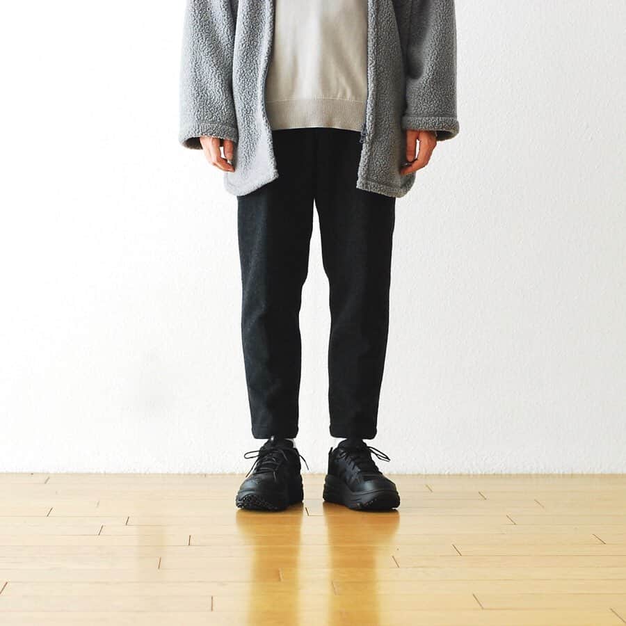 wonder_mountain_irieさんのインスタグラム写真 - (wonder_mountain_irieInstagram)「_ Porter Classic / ポータークラシック “WOOL & GAUZE CROPPED PANTS” ￥52,800- _ 〈online store / @digital_mountain〉 https://www.digital-mountain.net/shopdetail/000000010433/ _ 【オンラインストア#DigitalMountain へのご注文】 *24時間受付 *15時までのご注文で即日発送 *1万円以上ご購入で送料無料 tel：084-973-8204 _ We can send your order overseas. Accepted payment method is by PayPal or credit card only. (AMEX is not accepted) Ordering procedure details can be found here. >>http://www.digital-mountain.net/html/page56.html _ 本店：#WonderMountain blog>> http://wm.digital-mountain.info/blog/20191006-1/ _ #PorterClassic #ポータークラシック _ 〒720-0044 広島県福山市笠岡町4-18 JR 「#福山駅」より徒歩10分 (12:00 - 19:00 水曜・木曜定休) #ワンダーマウンテン #japan #hiroshima #福山 #福山市 #尾道 #倉敷 #鞆の浦 近く _ 系列店：@hacbywondermountain _」10月10日 18時45分 - wonder_mountain_