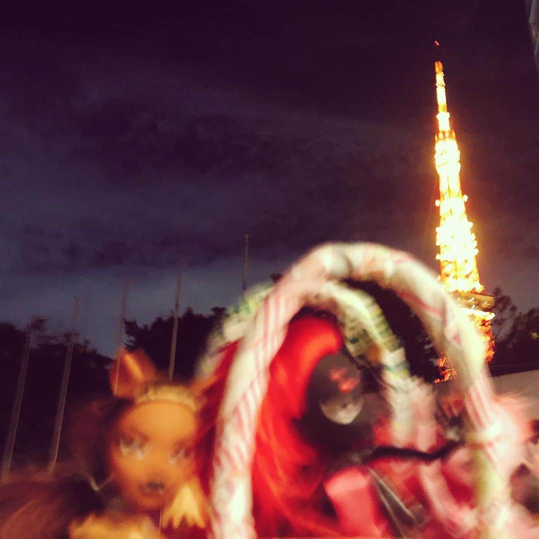 皇咲あゆさんのインスタグラム写真 - (皇咲あゆInstagram)「． ． TOKYO LIFE 💓☺︎🗼 ． #TOKYO#artwork#Viewoftheworld#partyon」10月10日 19時20分 - sally.0970
