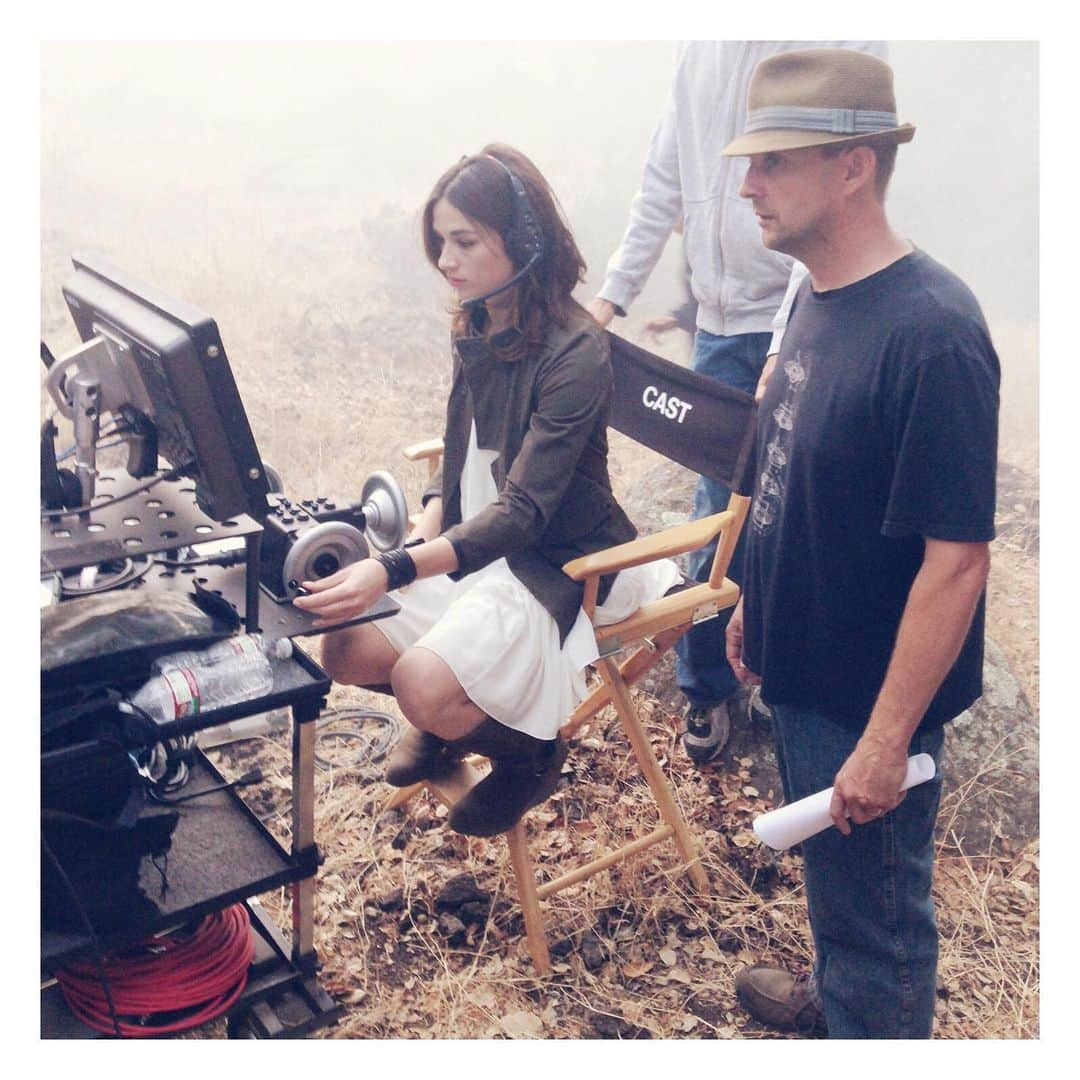 クリスタル・リードのインスタグラム：「#tbt to crane operating. I LOVE every part of being on set. @timandrewdirector #teenwolf」