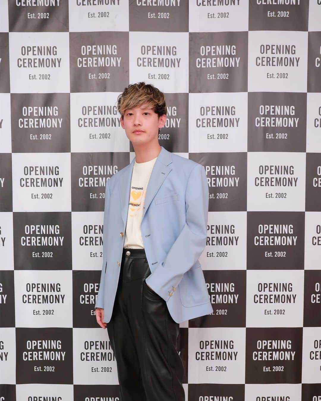 向井太一さんのインスタグラム写真 - (向井太一Instagram)「Congrats @openingceremony.jp 🖤﻿ Happy 10th anniversary!﻿ ﻿ 衣装と私服でお世話になってるOCが日本上陸10周年とのことでお祝いしてきました！﻿ J.PRESS × OCのジャケットめちゃくちゃ良い色です。﻿ ﻿ #openingceremony #openingceremonyjapan #OCTOKYO10」10月10日 21時42分 - iamtailjp