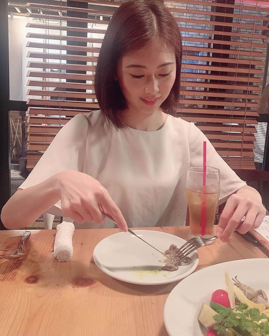 和田安佳莉のインスタグラム：「久々のオフご飯でした。  #イタリアン #ラザニア #食べたよ #料理 #instafood #dinner」