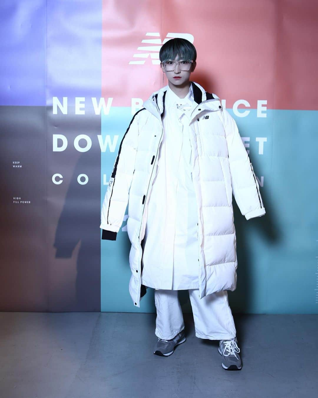 P→★ さんのインスタグラム写真 - (P→★ Instagram)「NEW BALANCE DOWN JACKET  COLLECTION 2019 ・ #newbalance #NB #데일리룩 #데일리룩코디 #패션 #패션스타그램 #오오티디 #옷스타그램 #아웃핏 #코디 #옷 #오늘뭐입지 #오오티디 #데일리룩 #패션 #옷스타그램 #패션스타그램 #코디스타그램 #កម្ពុជា​ #ភ្នំពេញ​ #ពិធី​បុណ្យ​ផ្កាយ​ #ក្បាច់​រាំ​ #តេមពឹរ៉ា #ប្រទេស​ជប៉ុន​ #អរគុ What is your favorite singer? ណ​ #សួស្តី」10月10日 22時03分 - i_am_p_0830