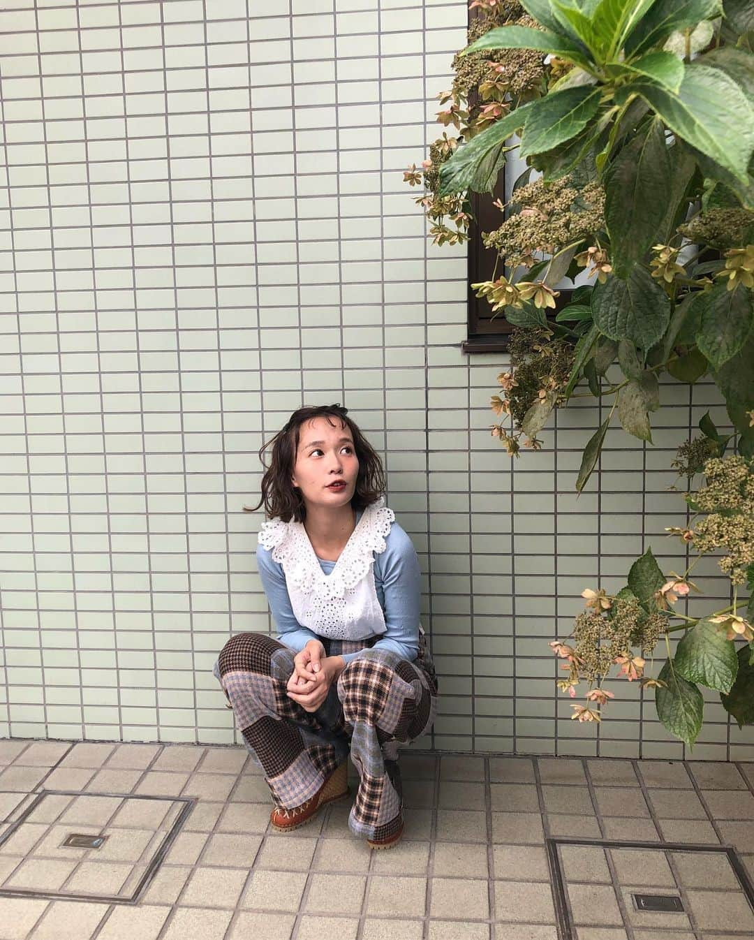 柴田紗希さんのインスタグラム写真 - (柴田紗希Instagram)「#私服さん #しば服 なつめちゃんデザインの @e_hyphen_world_gallery  のパンツが可愛すぎて〜♡ 可愛いお洋服作ってくれてありがとう！ 着れてうれしい！ @mito_natsume」10月10日 22時05分 - shibasaaki