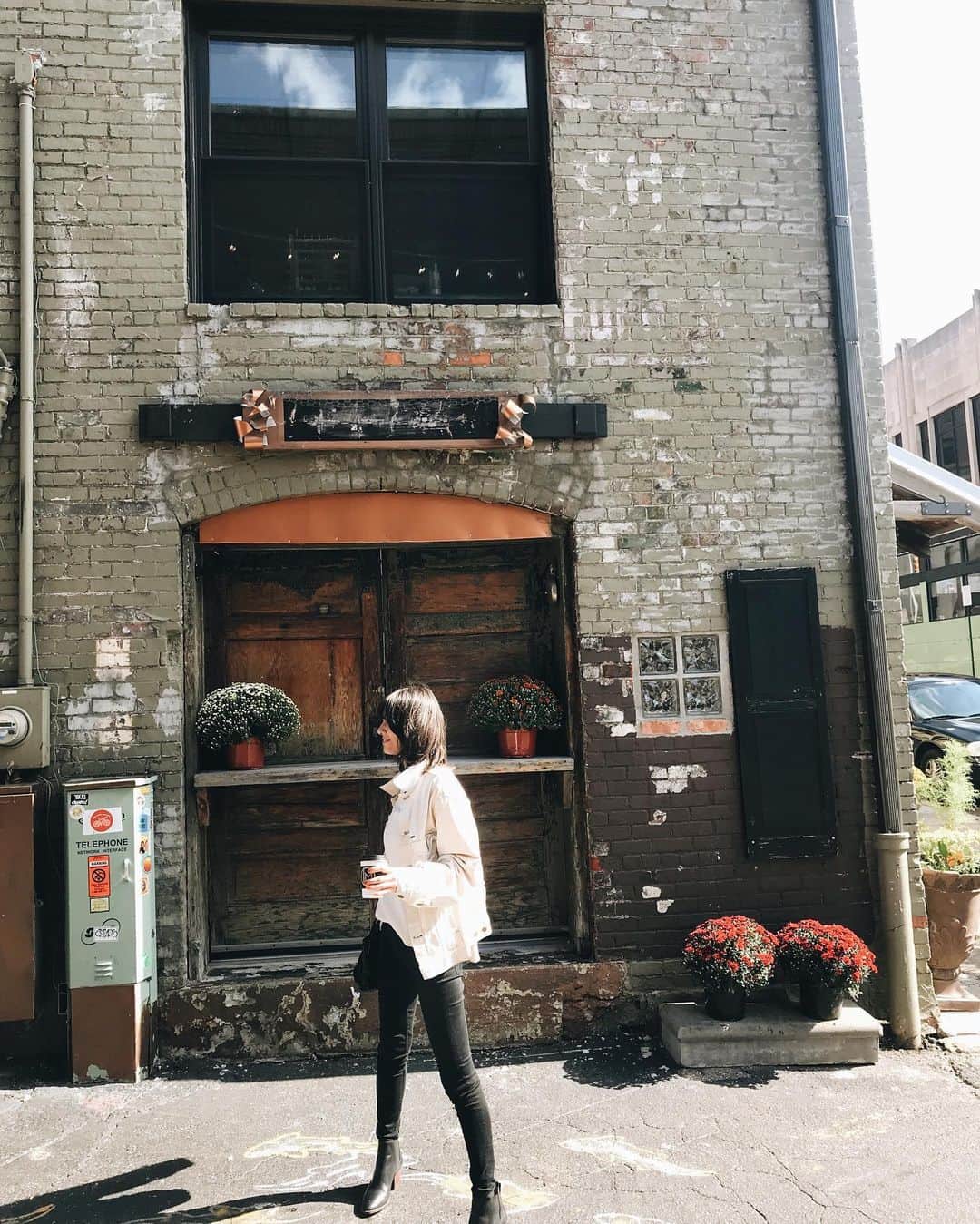 サンドバーグ直美のインスタグラム：「#itsfallyall 🍁」
