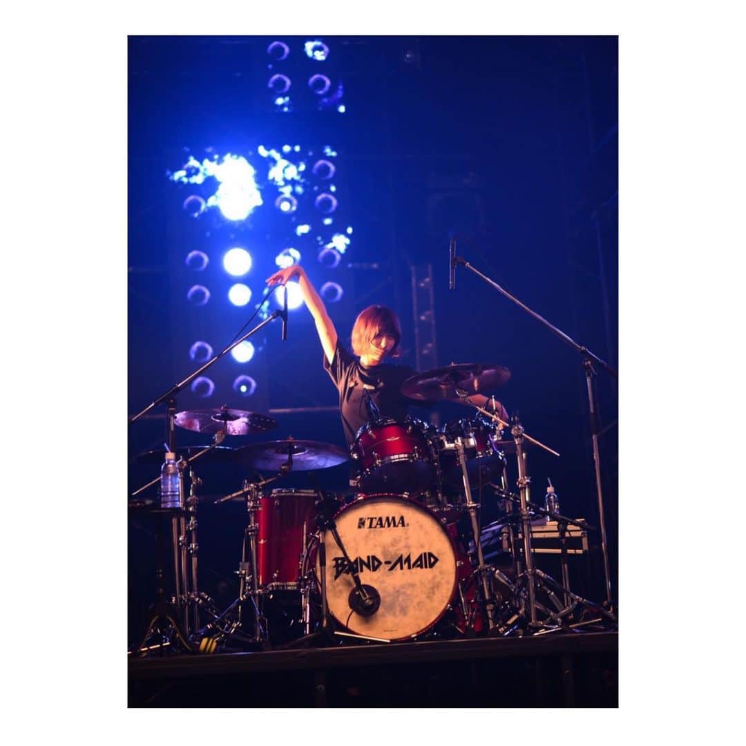 廣瀬茜さんのインスタグラム写真 - (廣瀬茜Instagram)「10月10日🥁ドラムの日🥁 . 2〜3枚目はアメリカツアーでお世話になったドラムちゃん達🇺🇸💞 . #ドラムの日 #drums #tama #zildjian  #wincent #bandmaid」10月10日 22時28分 - akane_bandmaid