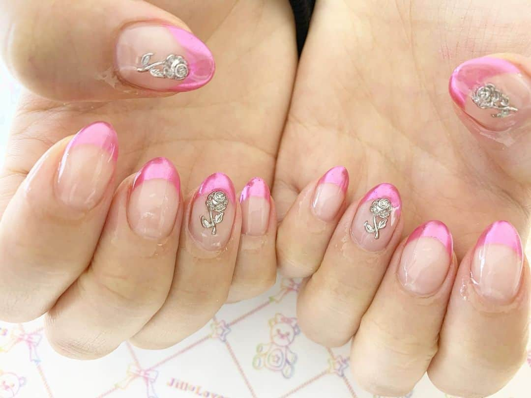 mamijinguさんのインスタグラム写真 - (mamijinguInstagram)「@suzuka_hara 💖  #jillandlovers #nail #nailart #paragel #gelneil#gel #ネイル #ネイルアート #me #look #love #かわいい」10月10日 23時07分 - mamijingu