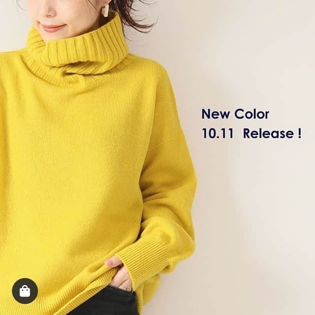 のインスタグラム：「New color Release!﻿ ﻿ 今シーズンも大好評！﻿ Spick & Spanで定番人気の﻿ カシミヤウールタートルプルオーバーに新色が登場❣️﻿ ﻿ 今回は、イエロー・ネイビー・ホワイト・ベージュの4色をご用意しております。﻿ ﻿ ﻿ Knit[Spick & Span]¥16,000+tax﻿ ﻿ 入荷予定日:10/11(金)、一部店舗10/12(土)﻿ ※天候の影響により﻿ 入荷に遅れが生じる場合がございます。﻿ 各店の入荷状況は直接店舗にお問い合わせ下さい。﻿ ﻿ ﻿ #knit #turtleneck #spickandspan #baycrews #ニット #タートルネック #スピックアンドスパン #ベイクルーズ」