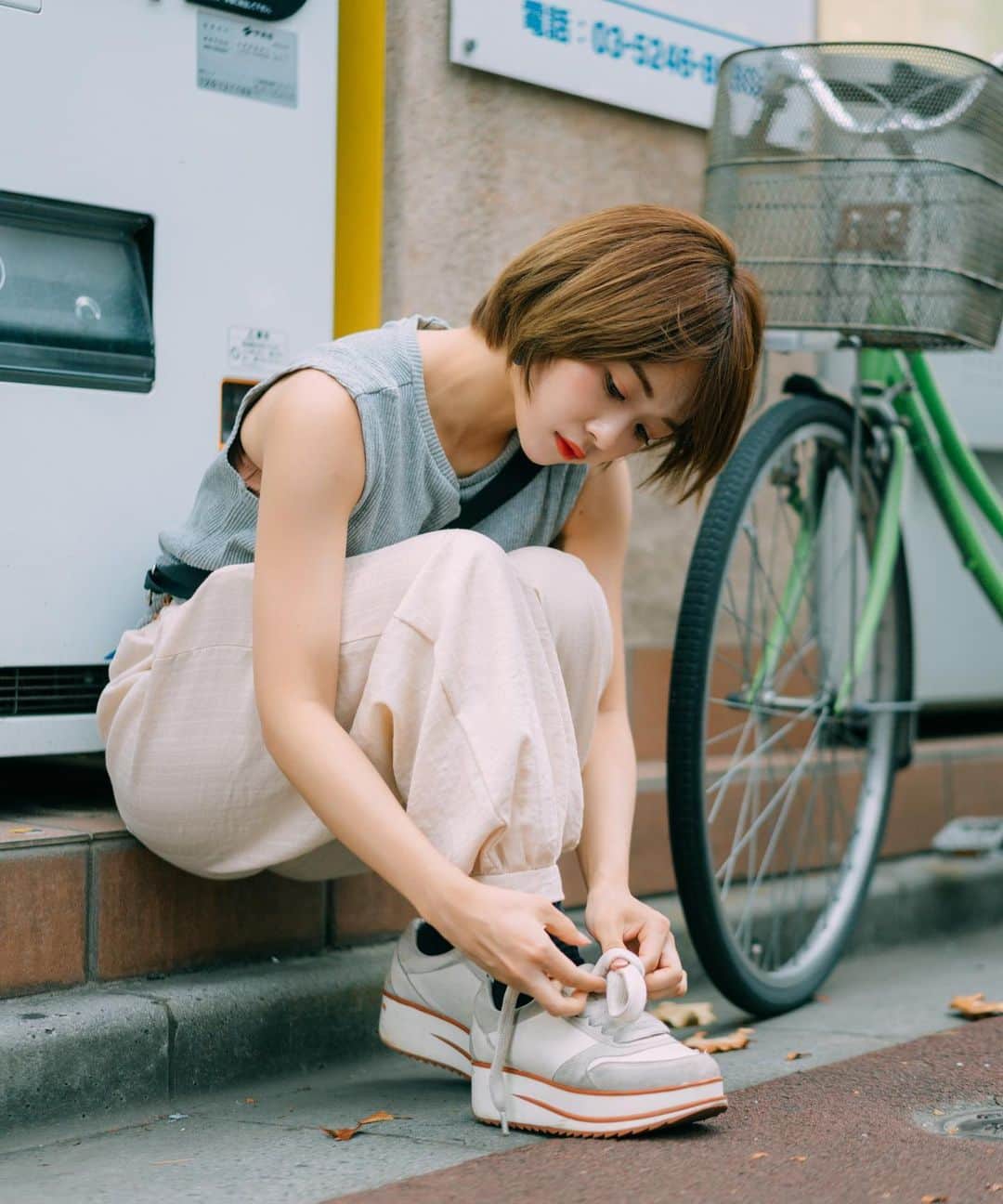 のインスタグラム：「. . . A man's walking is a succession of falls. . . . . . 転んでも  また立ち上がる。 . . . #七転び八起き」
