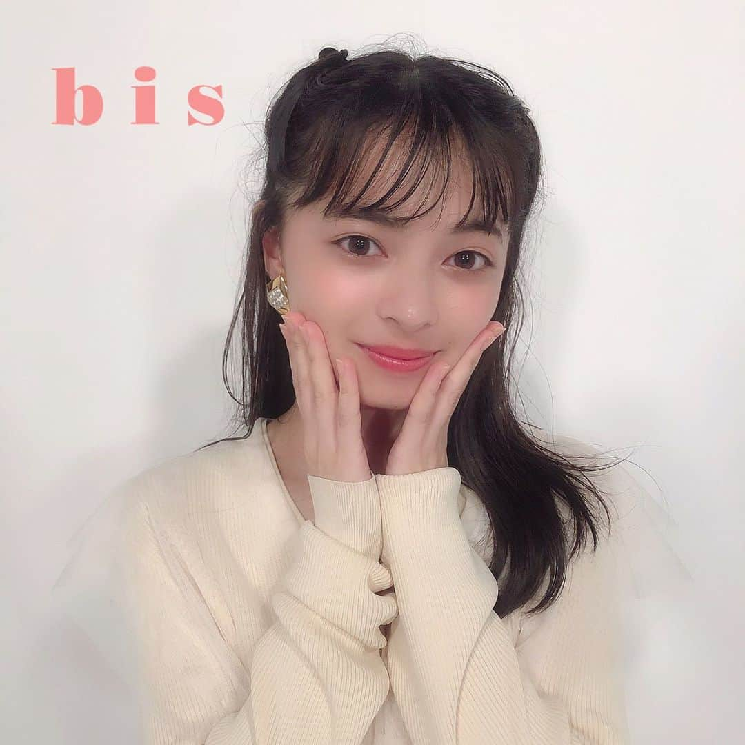 bis_web bis [ビス] さんのインスタグラム写真 - (bis_web bis [ビス] Instagram)「🌷 𝐧𝐞𝐰 𝐢𝐬𝐬𝐮𝐞 🌷﻿ ﻿ ﻿ bis  November 2019﻿ ﻿  𝑁𝐸𝑊  𝐺𝐼𝑅𝐿  𝑂𝑅𝐷𝐸𝑅﻿ -  新時代のプリンセス -﻿ ﻿ ﻿ ﻿ 今月号より、bisレギュラーモデルに…❤﻿ アンジュルム 上國料萌衣ちゃんのオフショット・コメントムービーを公開！﻿ ﻿ ﻿ 好評発売中 [ bis 11月号 ] は全国の書店、﻿ セブンネット、楽天ブックス、HMV&BOOKS、SHIBUYA TSUTAYAでゲットしてね！﻿ ﻿ ﻿ ﻿ ﻿  #上國料萌衣  #桃月なしこ#乃木坂46 #与田祐希 #道重さゆみ #内田理央  #牧野真莉愛 #NANAMI  #川津明日香 #田中真琴 #中村里砂 #愛子#柴田あやな #小宮有紗 #大谷映美里  #川谷絵音 #佐藤勝利 #黒島結菜 #原田葵 #上村莉菜 #森田ひかる #欅坂46  #bis_web #アンジュルム」10月11日 0時29分 - bis_web