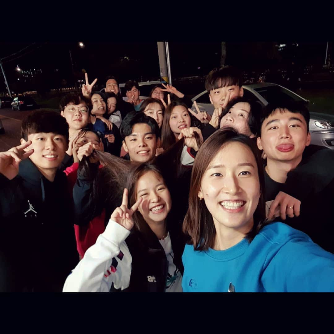 張藝娜のインスタグラム：「#TeamGimcheon#김천시청#또만나요  전국체전 그리고 올해 국내대회 끄읕! 모두들 수고 !🤪 **PS. 사진에 없는 백초리도 수고링 😉 @y.a_y.w____daddy  이쪼영, 경덕오빠도 💪@so_young002」