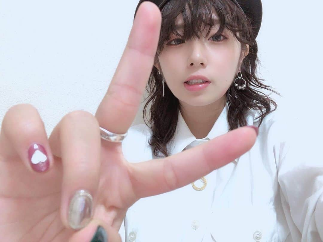 ぬーんさんのインスタグラム写真 - (ぬーんInstagram)「べべべベレー帽👻  #hat #beret #black #white #cute #cool #wolfcut #hair #youtuber #nuuuuun #follow #followme #love #nails #nail」10月11日 1時08分 - yukino_snow1211