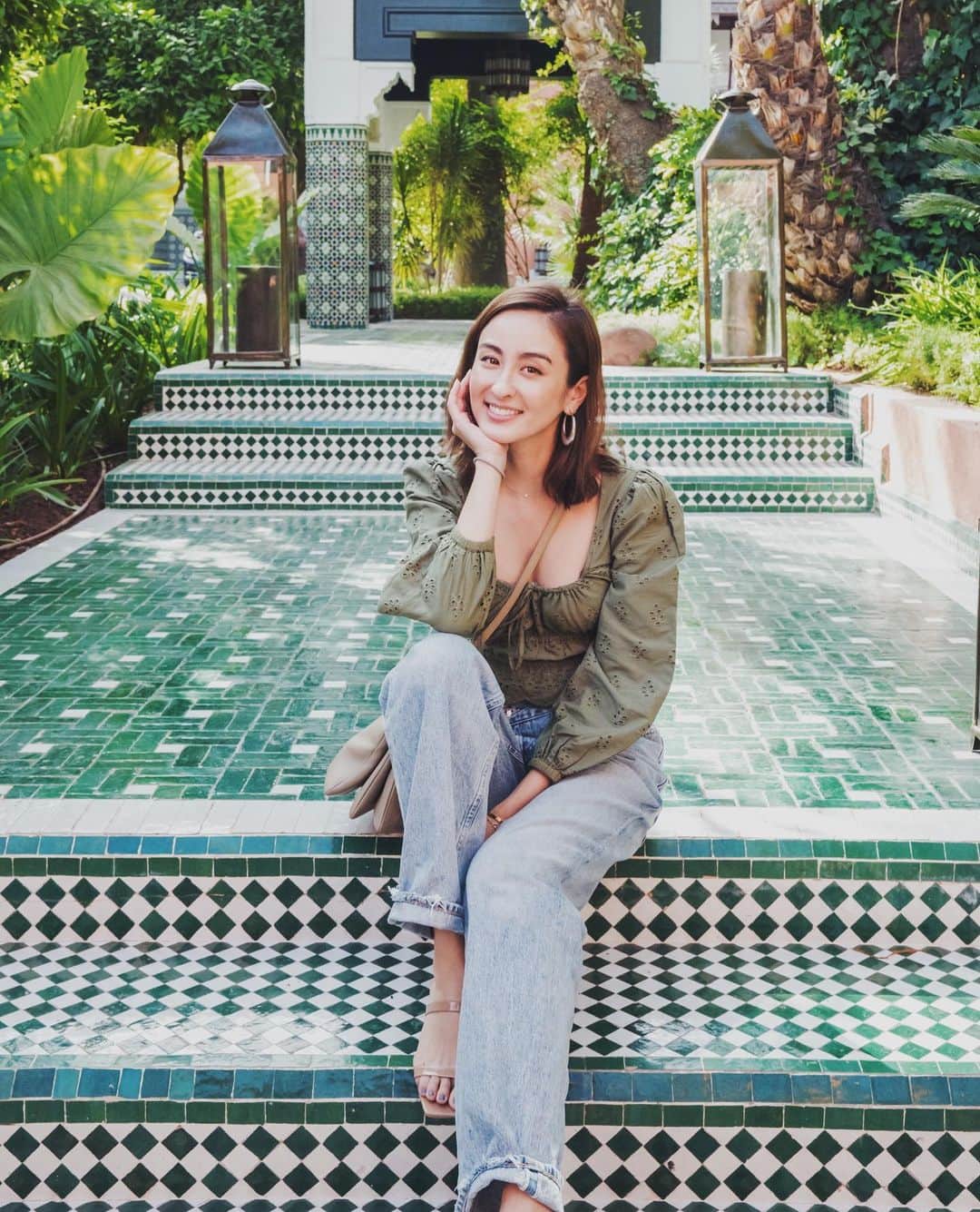 オードリー亜谷香のインスタグラム：「💚」