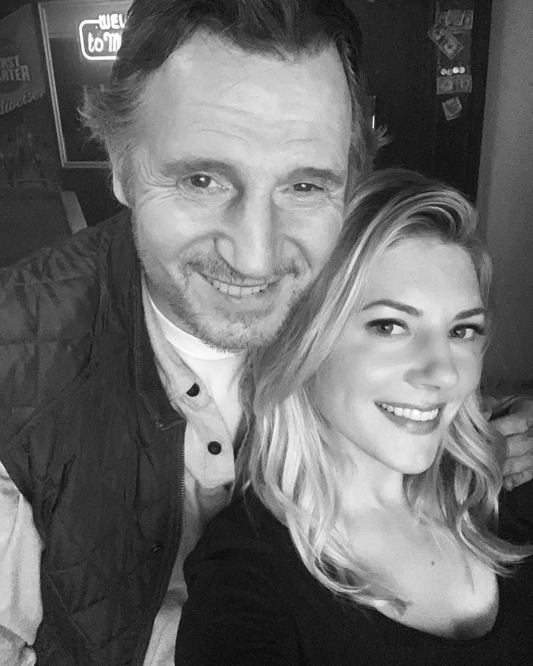 キャサリン・ウィニックのインスタグラム：「That’s a wrap! Thank you Liam Neeson for being such a generous, giving actor and a wonderful friend. #MinuteMan #comingsoon」