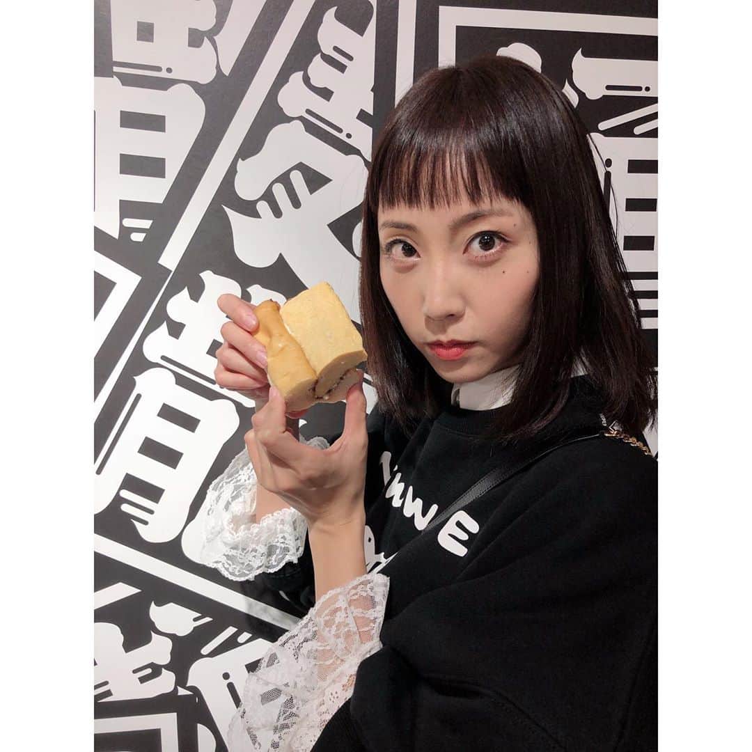 木南晴夏さんのインスタグラム写真 - (木南晴夏Instagram)「初めて食べたぜ #麺散 #だしまきドッグ」10月11日 1時24分 - kinamitopan