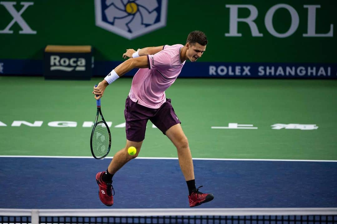 フベルト・フルカチュさんのインスタグラム写真 - (フベルト・フルカチュInstagram)「It was very close today... See you next year @rolexshmasters 💪  Thank you for amazing support😊😊 #keeplearning #keepfighting #staypositive  @yonex_tennis @grupa_lotos @emocjedopelna @atptour」10月11日 2時09分 - hubihurkacz