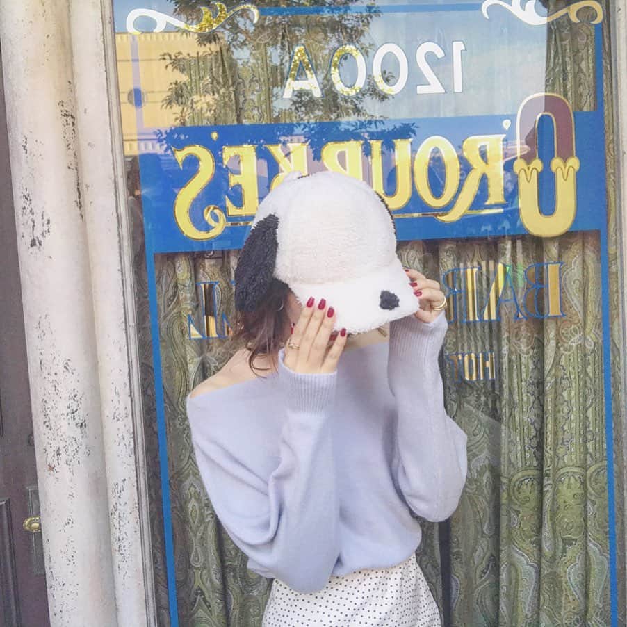 のインスタグラム：「. . すぬ 🐶。 . . ゆる〜〜く ゆにば ❤︎ 年パス は ライト にしたよ〜 ‼︎ . . @fifth_store の とっぷす ☺︎ めちゃ めちゃ 着心地 良きだよ ◎ . 40% off coupon 出てたよ ♡ . . #fifth #fifthtl #フィフス #code #fashion #ootd #outfit #coordinate #style #stylepoint #instafashion #instagood #instalike #ファッション #コーディネート #コーデ #プチプラ #プチプラコーデ  #パンツコーデ #トレンチコート #高身長コーデ #カジュアル #ニットコーデ #ソフトタッチドルマンニット」