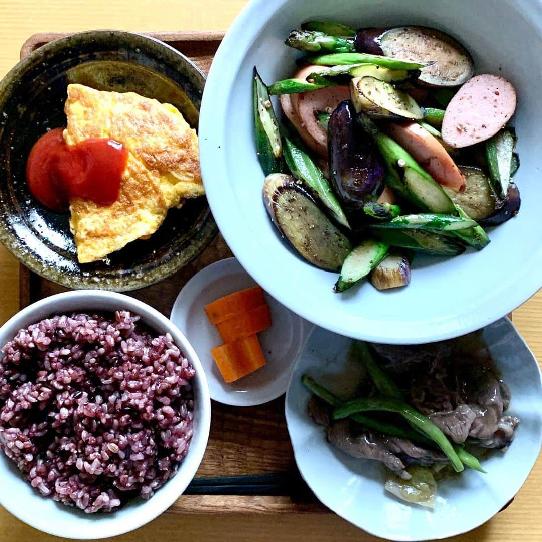 のインスタグラム：「野菜たっぷり。　#すずき農園　（じゃないものも混じってます）」