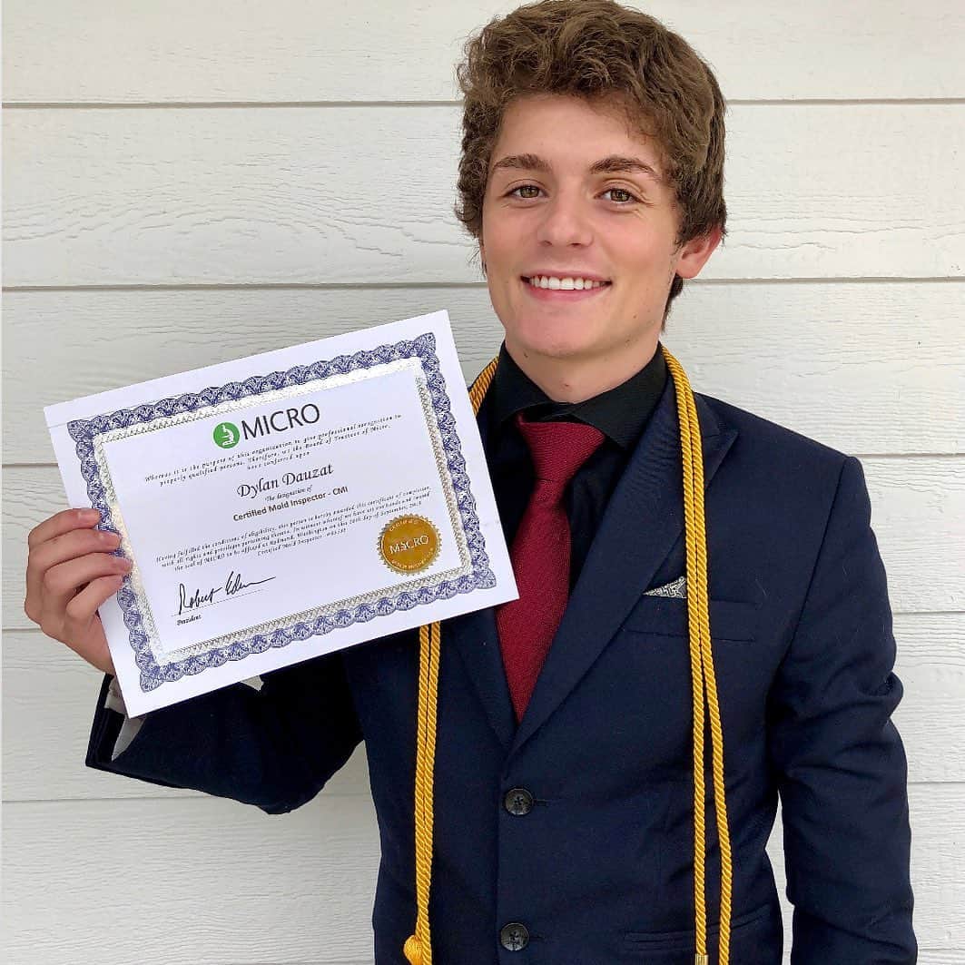 Dylan Dauzatのインスタグラム：「I’m happy to say I continued my education to be a Licensed Mold Inspector, on top of being a Licensed Residential/Commercial Inspector. Magnolia Home Inspections LLC. has proudly inspected over $8.1 Million Dollars of Real Estate statewide. Thank you Jesus for allowing me to do what I love everyday. I could have never been able to do any of this without you and tremendously growing my company the way it has.」