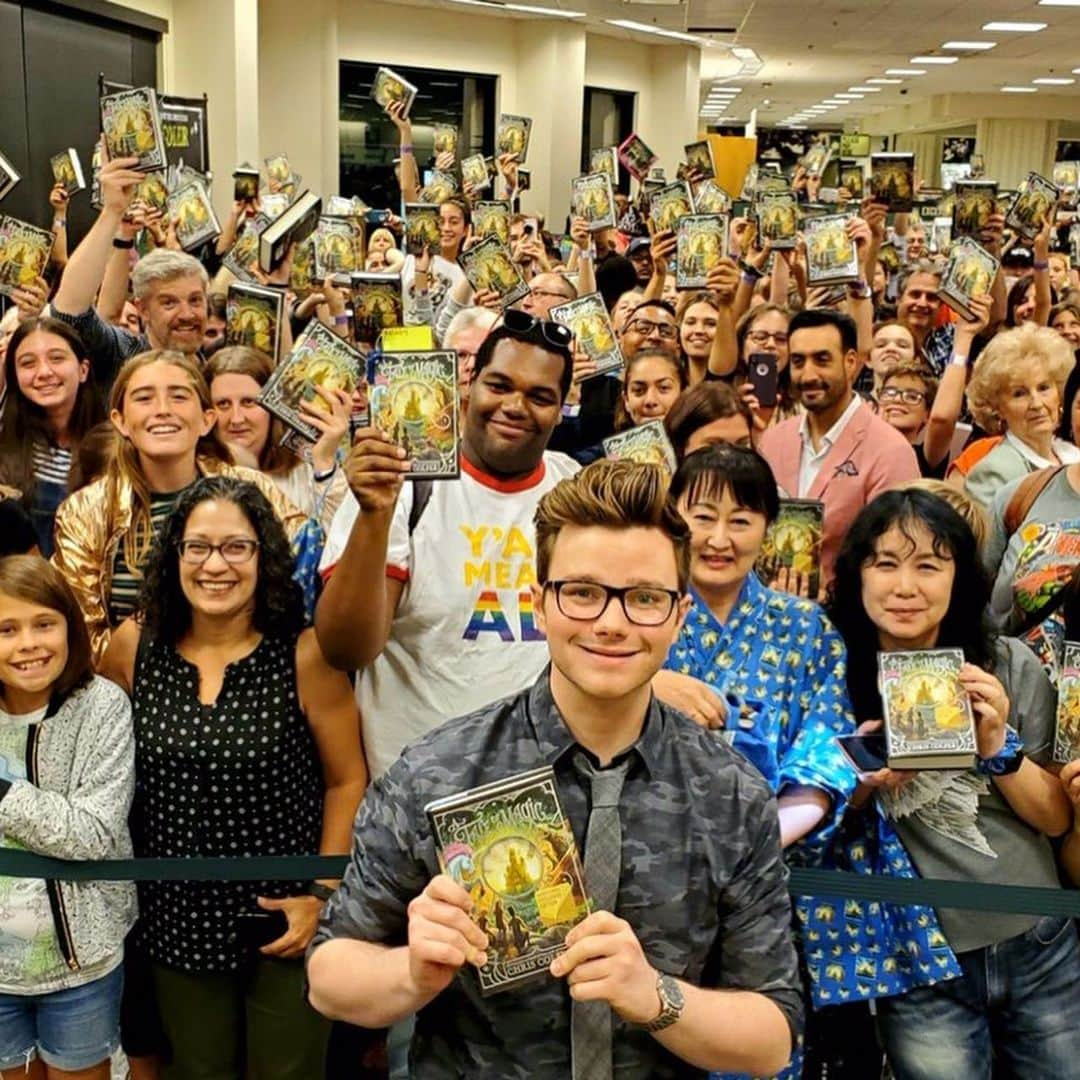 クリス・コルファーのインスタグラム：「10/9/19 @chriscolfer via twitter & IG  That’s a wrap on the #ATaleOfMagic tour! Big THANK YOU to everyone who came out to see me! I hope you enjoy the new book! See you next year! . . . . . . . . . . . . . . . . . . . . . . .  #QOTD: Did you enjoy the book tour for those of you who went? — Your answer in the comments below - - -  #chriscolfer #hrhchriscolfer #chris #colfer #twitter #repost #author #writer #actor #mostinfluenical #bestsellingauthor #inspirational #TLOS #struckbylightning #strangerthanfanfiction #repost #ATaleofMagic」