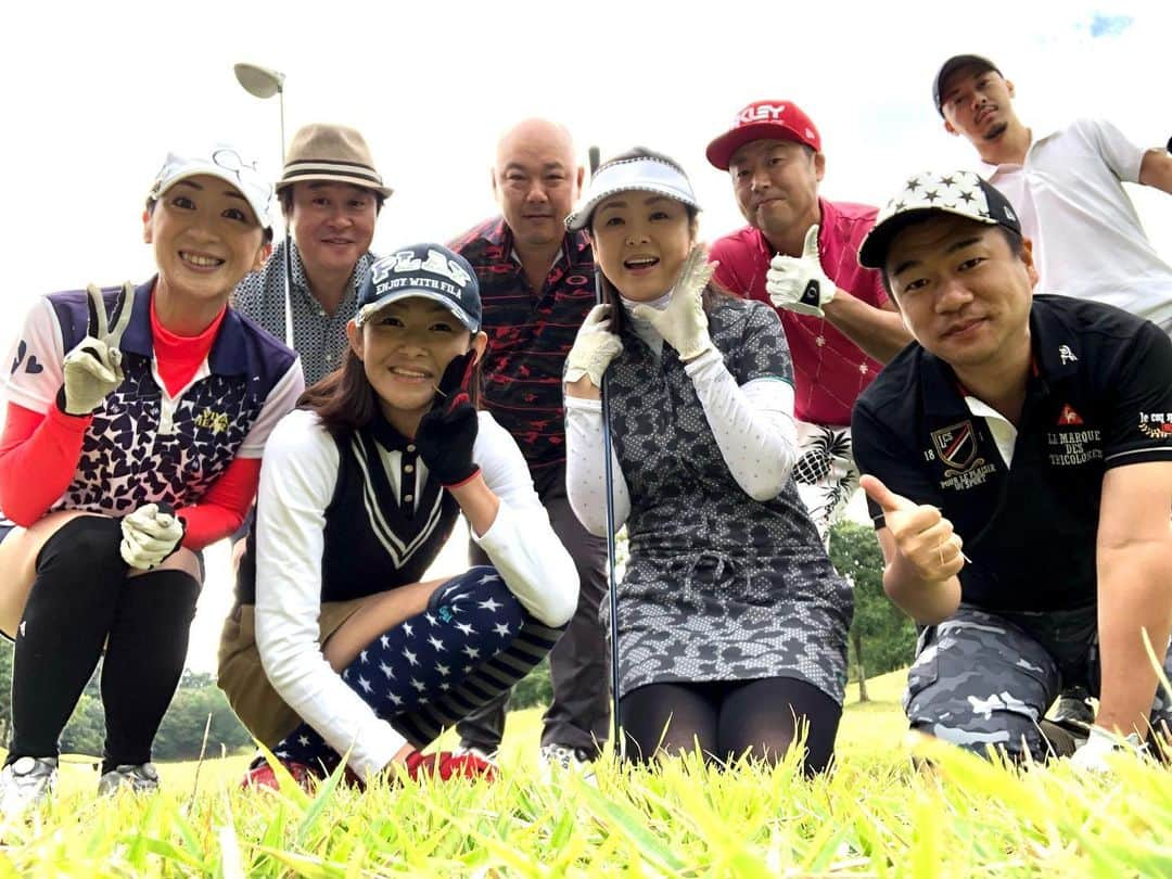 西尾夕紀さんのインスタグラム写真 - (西尾夕紀Instagram)「コロムビアレコードゴルフ部⛳️ お天気も良くゴルフ日和でした🏌️‍♀️ 今回は、多岐川舞子さんが 初参戦❣️⛳️ みんな楽しそうにプレイして ました🤣  あーあ…。 ゴルフ上手になりたいなぁ〜。 気持ちばかりが先走る😅 #ゴルフ #多岐川舞子 さん #大石まどか さん #西尾夕紀 #コロムビアレコードゴルフ部 #お天気よかった」10月11日 8時39分 - yuki_nishio_