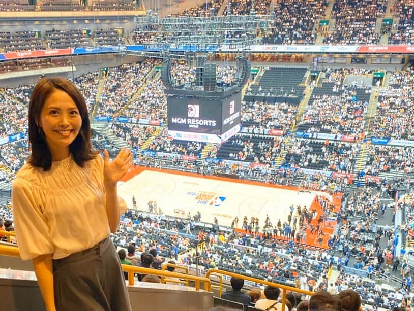 渋佐和佳奈さんのインスタグラム写真 - (渋佐和佳奈Instagram)「NBA JAPAN GAMES 2019🏀✨ 夢がひとつ叶いました😭💕 開催が決まってからずっと楽しみにしていたNBA生観戦！！！ #ハーデン に#ウェストブルック に、#マルクガソル に#カペラ に#イバカ #エリックゴードン　に#PJタッカー　に…挙げたらきりがないですが、みなさんのプレーが観られてとにかく最高の思い出になりました😢💓 会場ではWOWOW NBAでご一緒させていただいた麒麟の#田村裕　さんとも久しぶりにお会いできたし☀️嬉しかったなぁ🥺またNBAファミリーの皆さんに会いたいなぁ、ご一緒したいなぁ🍀🍀🍀と、しみじみ思ってしまいました。改めてWOWOWでNBAに出会えた事に感謝です＊  2枚目に映っているのはいとこのお姉ちゃんとその息子くんです✨格好いいでしょ😊  #wowow #nba #バスケットボール　#渋佐和佳奈」10月11日 10時26分 - shibusa_wakana