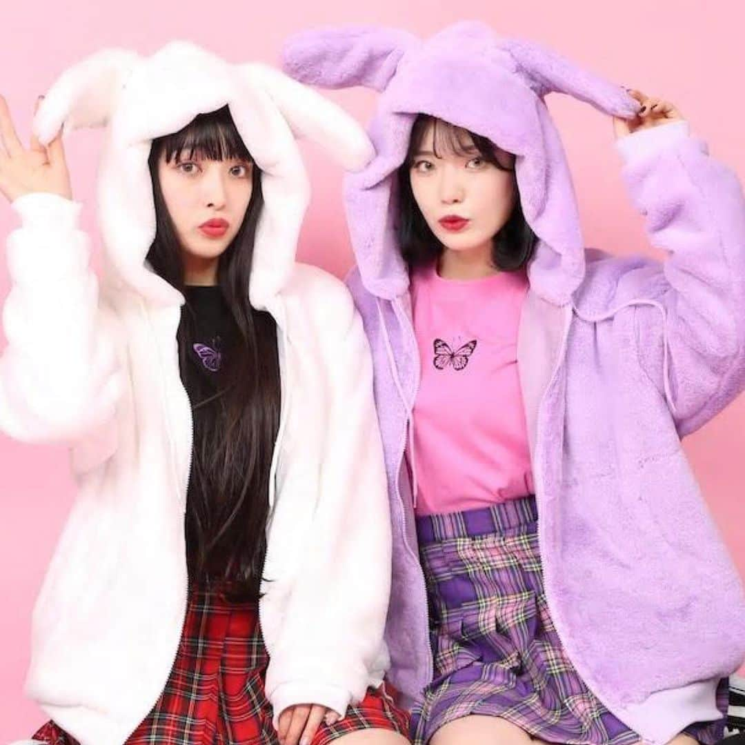 WEGO Global Officialのインスタグラム：「@wc__official ⠀ 💓🐰PICK UP ITEM🐰💓 bunny ears faux fur hoodie ￥5,499 (tax in)  WC19WN09-L3158 ⠀ ⠀ ⠀ #wegoglobalofficial #wego #wegojapan #harajukufashion #codenate #ootd #coordinate #instafashion #instagood #streetfashion #streetstyle #japanesefashion #東京 #ウィゴー #穿搭 #街頭穿搭 #時尚穿搭 #日系 #原宿系 #hoodie #bunnyear #衛衣」