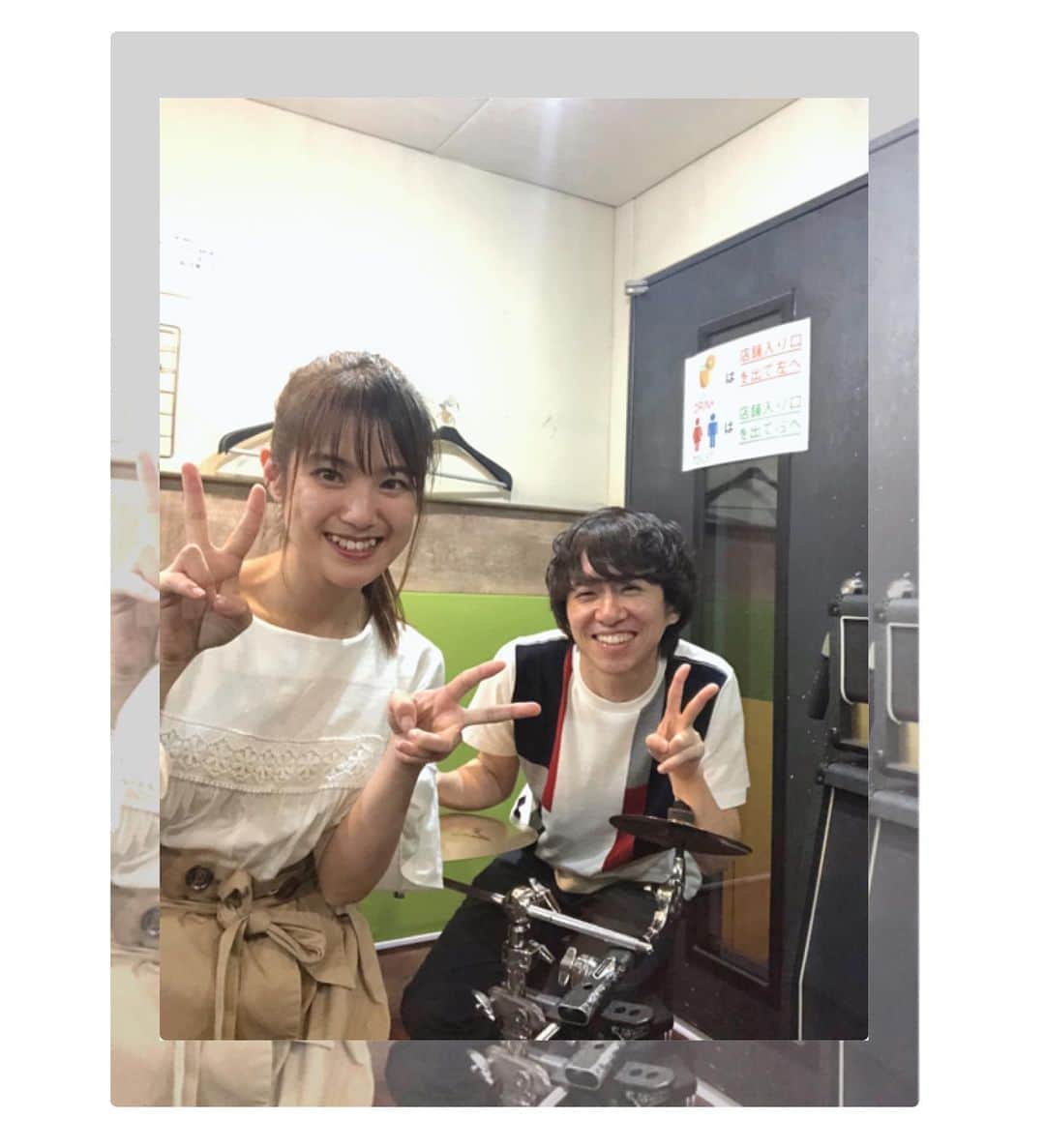 のインスタグラム：「ミナミホイール 、台風の影響で中止になってしまいました😢 すごく楽しみだったので残念です💦 みんな大丈夫かな？  台風の影響を見てみて、できそうだったら10/12の21:00頃〜お家から配信ライブできたらなと思ってます🙈  風に飛ばされないようにお仕事とか学校とか、気をつけて頑張ってください😭🙏」