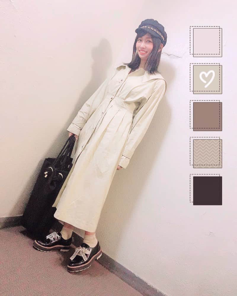 大貫彩香さんのインスタグラム写真 - (大貫彩香Instagram)「私服です🍁  稽古帰りに📙 まきちゃんと、聞間の彩ちゃんが 撮ってくれました！ ありがとううう💐  詳細はタップしてみてね♪ ワンピース(@17kg_official )すぐに手に入ります✨ バッグと靴はネットで探せば出てくるかなー！ ネットて便利だね〜🌸」10月11日 11時50分 - sayaka_oonuki