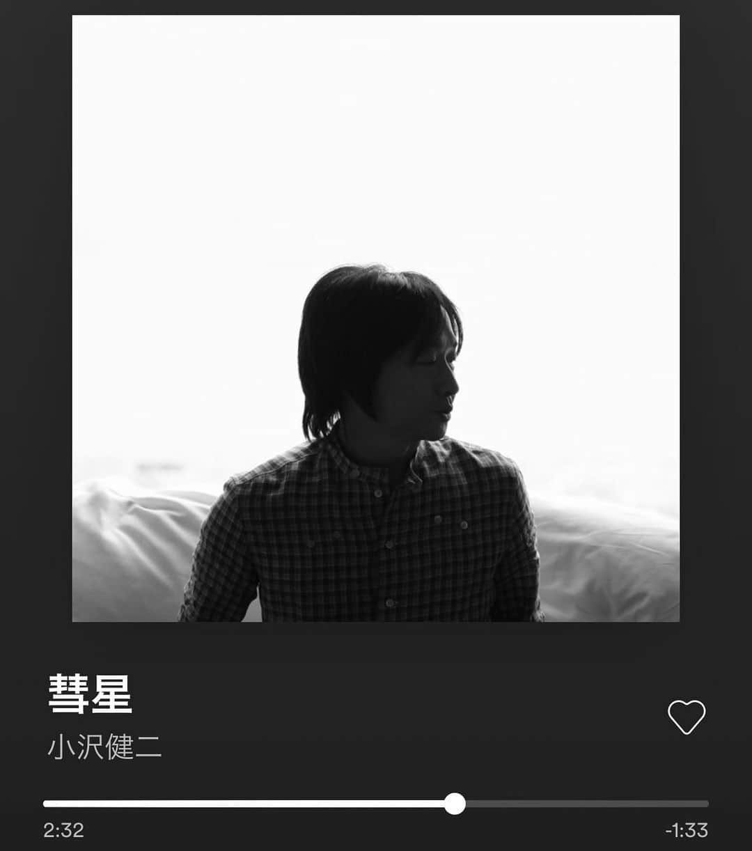 江口寿史のインスタグラム：「そして小沢くんの新曲も。最近のぼくはツイッターは自分の仕事の告知だけ、人のツイッターもほとんど見ないから、この曲のことも何の情報も知らずSpotifyでいきなり初めて知った。そして寝転んだままワンタッチですぐに聴けてしまう。この便利はいいんだか悪いんだかまだわからない。」