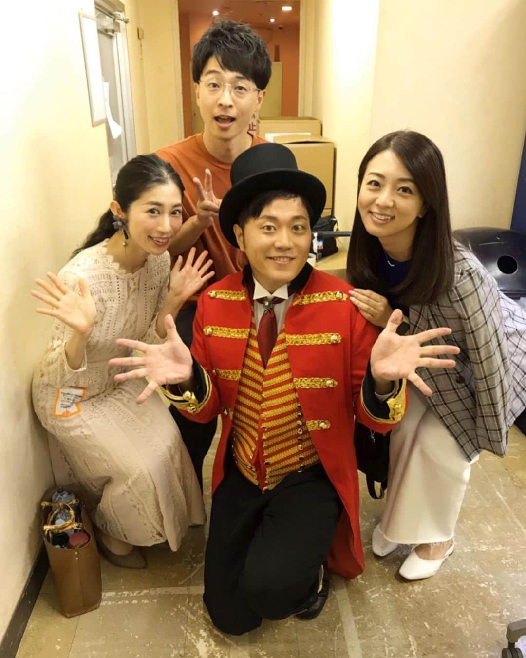 祥子さんのインスタグラム写真 - (祥子Instagram)「🕺 今更ですが。笑 エハラマサヒロさん主演の 「ミュージカルマン」をりょこと観劇💓 今回も最初から最後まで笑わせてもらったなー🤣 本当マサ兄は多才だわ😆👍 あぁ〜また観たい！！！ 今さらだけど、マサ兄！ お疲れさま☺️✨ #エハラマサヒロ さん　#単独live #ミュージカルマン #最高 #笑いまくり #爆笑 #多才 #才能の塊 #たくさん褒めたから今度奢ってね 笑 #しょこりょこ #みやもりん #ミヤモリン」10月11日 13時07分 - sho_ko.0413