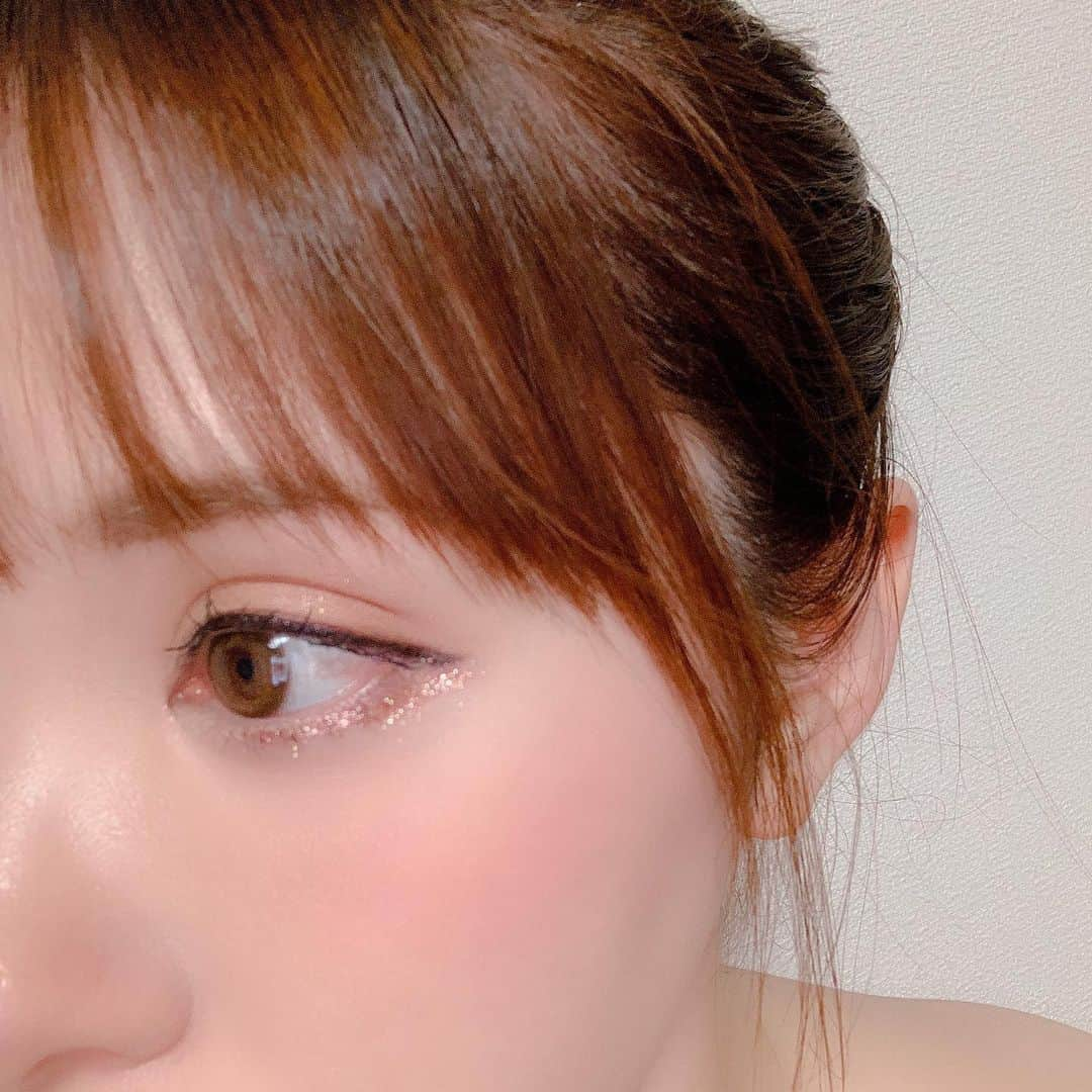 河西美希さんのインスタグラム写真 - (河西美希Instagram)「下瞼目尻ラメ( ˘o˘)💗 #下まつげどこいった #メイク #MAKE #makeup #ラメ #キラキラ #今日19時YouTubeでご報告があります #この投稿とは全く持って関係ない(◜ᴗ◝ )」10月11日 13時56分 - mikipon1111