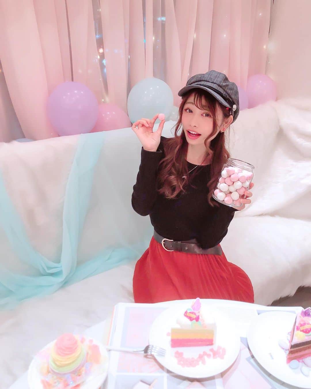 高橋里彩子さんのインスタグラム写真 - (高橋里彩子Instagram)「みんな知ってる〜♥？﻿ もう、食べなきゃ損な﻿ めっちゃかわいいおすすめがあるのー！﻿ ﻿ ﻿ ﻿ 銀座コージーコーナー( @銀座コージーコーナー )﻿ からハロウィン限定ゆめかわスイーツが﻿ 新発売してるの👻🎃🍭🍬🍪👻 ﻿ ﻿ ﻿ ﻿ 今回は﻿ #銀座コージーコーナー さんにご招待頂いて﻿ 新商品試食会に行ってきたよ〜(*ฅ́˘ฅ̀*)♡﻿ ﻿ しかも﻿ #ハロウィン限定 🎃👻🎶﻿ ﻿ ﻿ 可愛くない？😫💘💘﻿ ﻿ ﻿ めちゃくちゃ可愛くない😭♥️♥️﻿ ﻿ ﻿ やばいんだよ〜♥﻿ ﻿ こうゆうのって見た目だけ。とか﻿ たまにあるじゃん？﻿ ﻿ だけどやっぱり﻿ #コージーコーナー は裏切らない😋💓﻿ ﻿ もちろんどれも美味しかった〜！🍰﻿ ﻿ ﻿ ﻿ ﻿ ワタシ的に好きだったのは﻿ 魔法のレインボーモンブラン★﻿ なかにシュークリームもはいってて﻿ しかも面白い仕掛けまでされてるの！﻿ ﻿ これは食べてからのお楽しみ♥️﻿ ﻿ ﻿ ﻿ 見た目が可愛いだけじゃなくて﻿ いろいろ試行錯誤して、﻿ 作った思いが伝わるぐらい美味しい！！💫﻿ ﻿ ﻿ ﻿ ハロウィン女子会にもぴったり！！😍🔥👻🌈﻿ ﻿ ﻿ これあるだけでテンション上がる😋💗﻿ ﻿ ﻿ なによりさ﻿ #ゆめかわ がテーマでとってもかわいくない😭♥️♥️﻿ ﻿ ﻿ 見た目は勿論、味も最高💓💓💓って﻿ ﻿ 甘党の私には﻿ 最高の幸せな時間だった😭💞(﻿ ﻿ ﻿ ﻿ 帰りにお土産までもらっちゃって、﻿ こんなしてもらっていいの👀💕？﻿ ﻿ って驚きだった♥️♥️﻿ 素敵な方たちだったよ😫🙌🏻﻿ ﻿ ありがとう御座います🍓﻿ ﻿ ﻿ ﻿ ﻿ ちなみにだから昨日たくさん歩きました。笑﻿ 好きなもの食べる分しっかり歩きます。﻿ ﻿ ﻿ ﻿ コージーコーナーさんでは今、﻿ Instagramキャンペーンをしてるよ🧁🌈﻿ ＜参加条件＞﻿ ・公式アカウントをフォロー﻿ ・キャンペーン投稿にいいね﻿ 抽選で10名様に、ゆめかわケーキをプレゼント♥﻿ ﻿ ﻿ これ、美味しいから﻿ 是非応募してみて〜💓💓💓💓﻿ ﻿ ﻿ ﻿ ﻿ ﻿ それと、みんな台風今回やばいみたいだから﻿ 本当に気をつけてね😭💦﻿ ﻿ ﻿ 怪我とか、命に関わりそうなぐらい大変みたいだから﻿ 本当に本当に気をつけてね😣💓💓💓﻿ ﻿ ﻿ ﻿ ﻿ #pr#cozycorner #ハロウィンスイーツ#ハロウィン#ゆめかわいい#ゆめかわケーキ#ゆめかわスイーツ#銀座カフェ#カフェ巡り#期間限定スイーツ #プレゼント企画 #ハロウィンスイーツ #女子会 #プレゼントキャンペーン #ケーキ #インスタ映えスイーツ #ケーキ好きな人と繋がりたい #レインボーケーキ #ケーキ好き #お洒落ケーキ #フォトジェニック #デザート #かわいい #可愛いケーキ #ダイエット #体型維持 #台風」10月11日 14時11分 - konkonwanwan