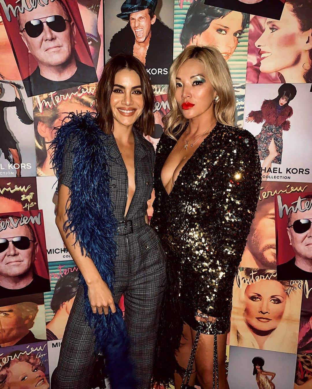 Camila Coelhoさんのインスタグラム写真 - (Camila CoelhoInstagram)「“Studio 54” PARTY NIGHT with @michaelkors and my hottie @tinaleung 🕺If you could live in another decade, which would it be? I’m a 70’s girl 😆 ————— Festinha boa! Com temo dos anos 70! Se você pudesse viver / reviver outra década, qual seria?」10月12日 0時25分 - camilacoelho
