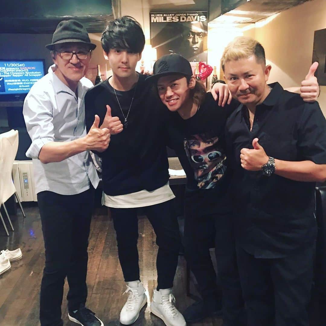 のインスタグラム：「増崎孝司セッション feat菰口雄矢 吉田太郎 二家本亮介 でした。もう最高過ぎました！！！たまらんかった〜😆🥂 お足元の悪い中、沢山の方に観に来ていただき感謝です。ありがとうございました。またやりますね！😃 台風19号…皆さんが安全でありますように。気をつけて下さいね。 59/19  #菰口雄矢  #吉田太郎 #二家本亮介」