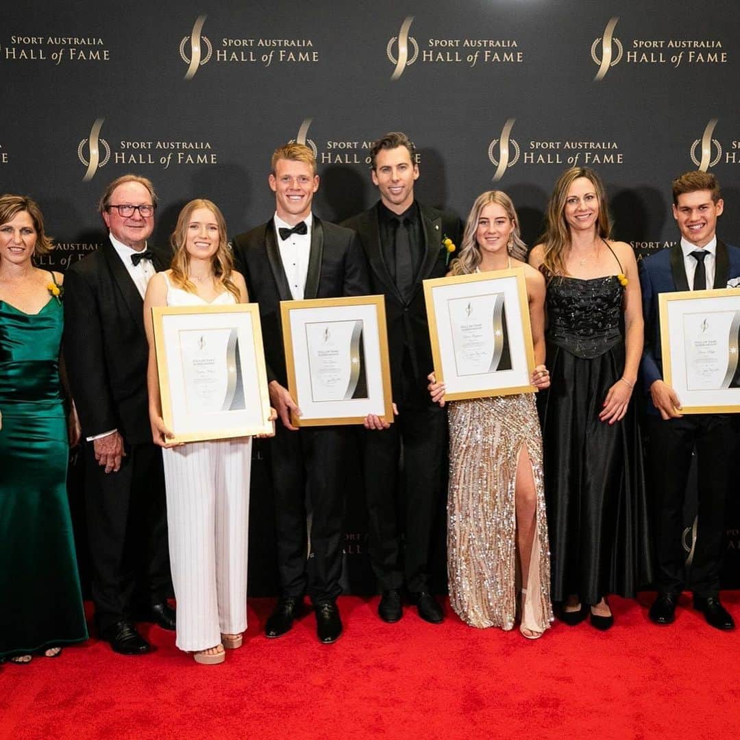 グラント・ハケットさんのインスタグラム写真 - (グラント・ハケットInstagram)「What a magic night at @sportaushof 🎉. Great to see so many talented and amazing champions in one room. It’s always a very humbling experience and I’m extremely honoured to be a part of the mentoring program with @tom_green_athlete #sport #loveourcountry #sahof #grateful #champions #whatanight #halloffame #hotdate」10月11日 16時53分 - grant__hackett